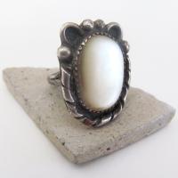 Sterling Silver & Mother of Pearl Ring - Vintage Southwestern Jewelry