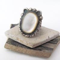 Sterling Silver & Mother of Pearl Ring - Vintage Southwestern Jewelry