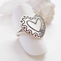 Sterling Silver Heart Shaped Ring - Romantic Jewelry Gifts for Wife / Mom / Girlfriend