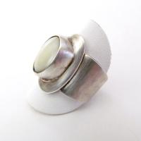 Mother of Pearl Sterling Silver Statement Ring - Vintage Mexico 925 Sterling Jewelry