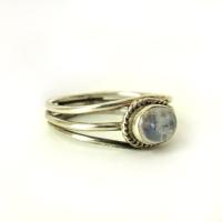 Delicate Dainty Sterling Silver Moonstone Ring Size 7-1/2 - Vintage 925 Silver & Gemstone Jewelry