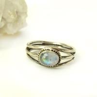 Delicate Dainty Sterling Silver Moonstone Ring Size 7-1/2 - Vintage 925 Silver & Gemstone Jewelry