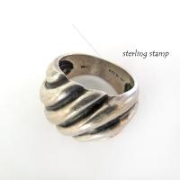 Vintage Sterling Silver Ring with Puffy Ribbed Wavy Organic Lines - Classic Modernist Jewelry for Everyday Wear