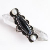 Vintage Southwestern Sterling Silver Ring with Faceted Hematite & Mother of Pearl 