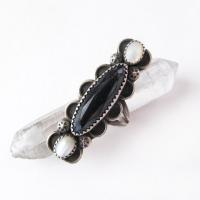 Vintage Southwestern Sterling Silver Ring with Faceted Hematite & Mother of Pearl 