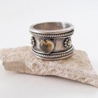 Sterling Silver Band Ring with Heart Shaped Smoky Quartz Gemstone - Unique Vintage Rings for Women 