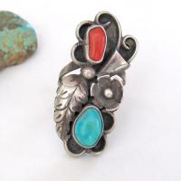 Big Bold Turquoise Sterling Silver Ring with Red Coral - Size 7-3/4" - Vintage Southwestern Jewelry