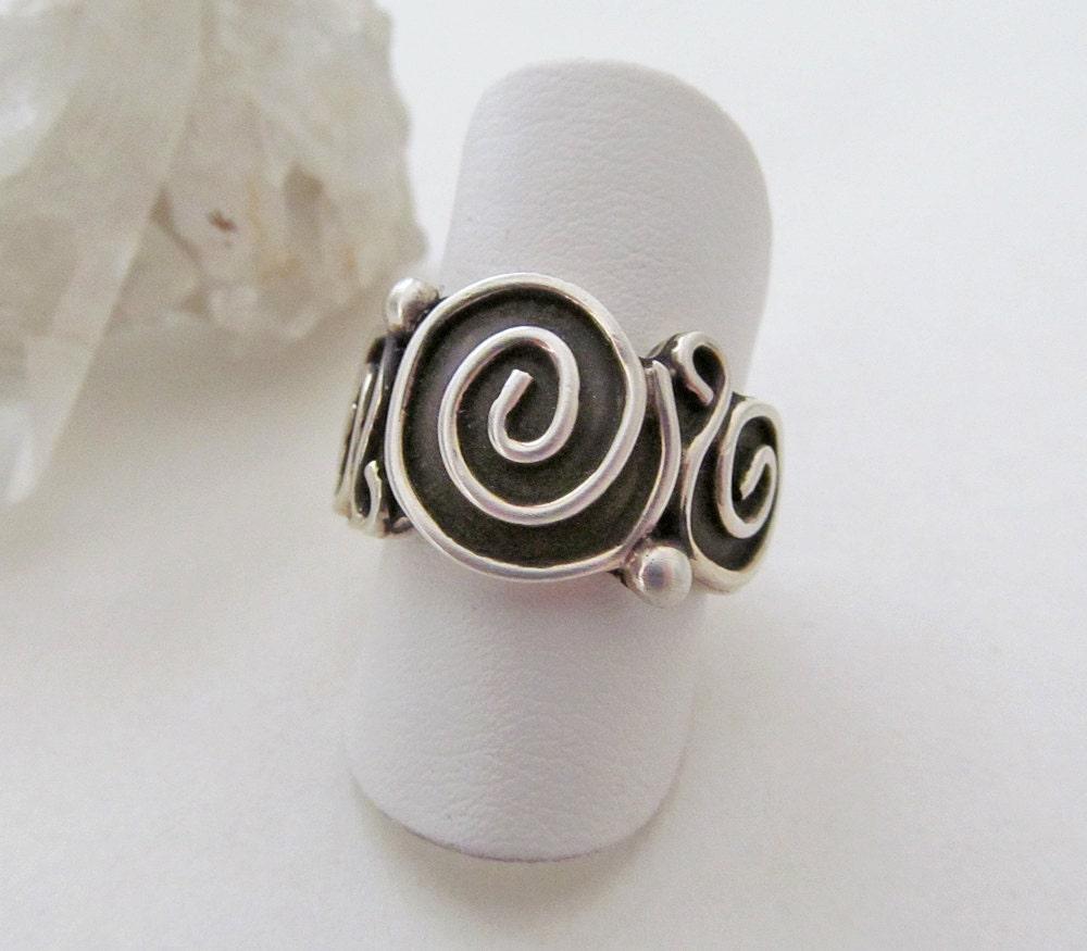 Sterling Silver Spiral Band Ring - Bold Unique Statement Jewelry for Everyday Wear