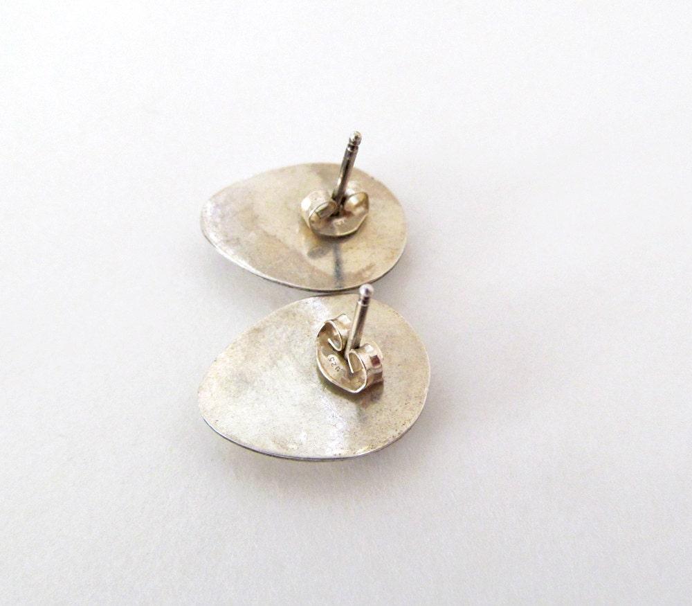 Small Sterling Silver & Turquoise Bear Claw Stud Earrings - Vintage Native Style Southwestern Jewelry