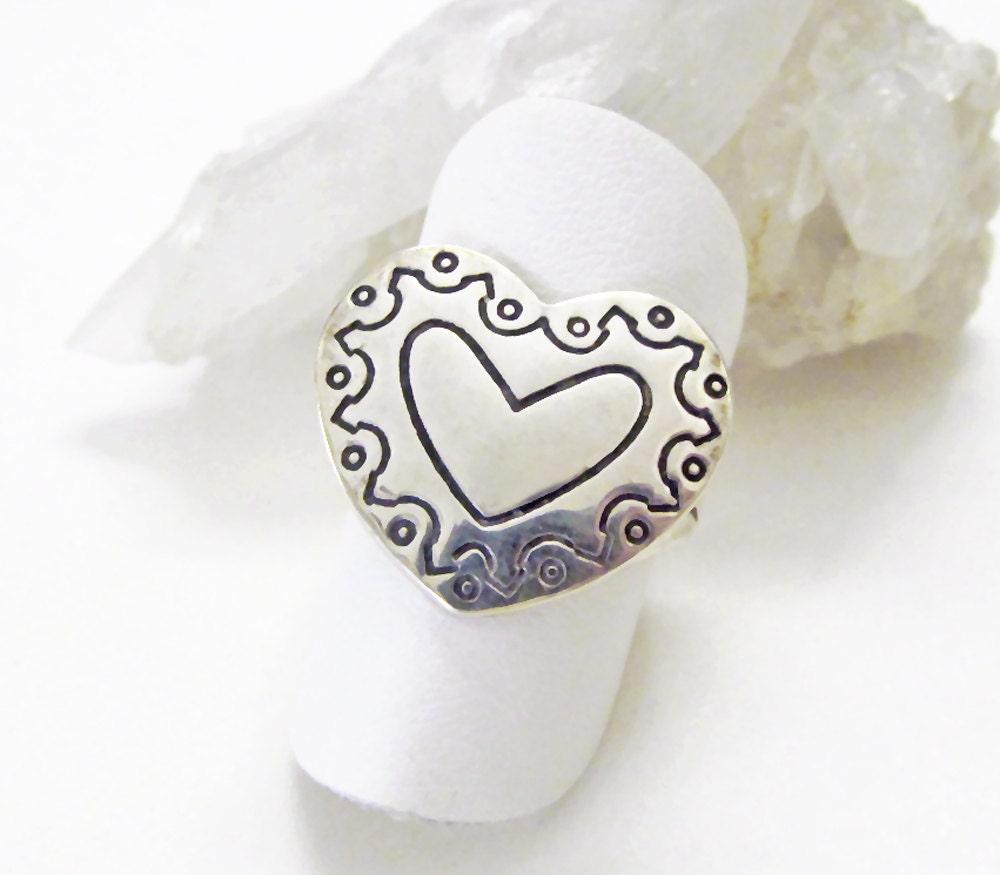 Sterling Silver Heart Shaped Ring - Romantic Jewelry Gifts for Wife / Mom / Girlfriend