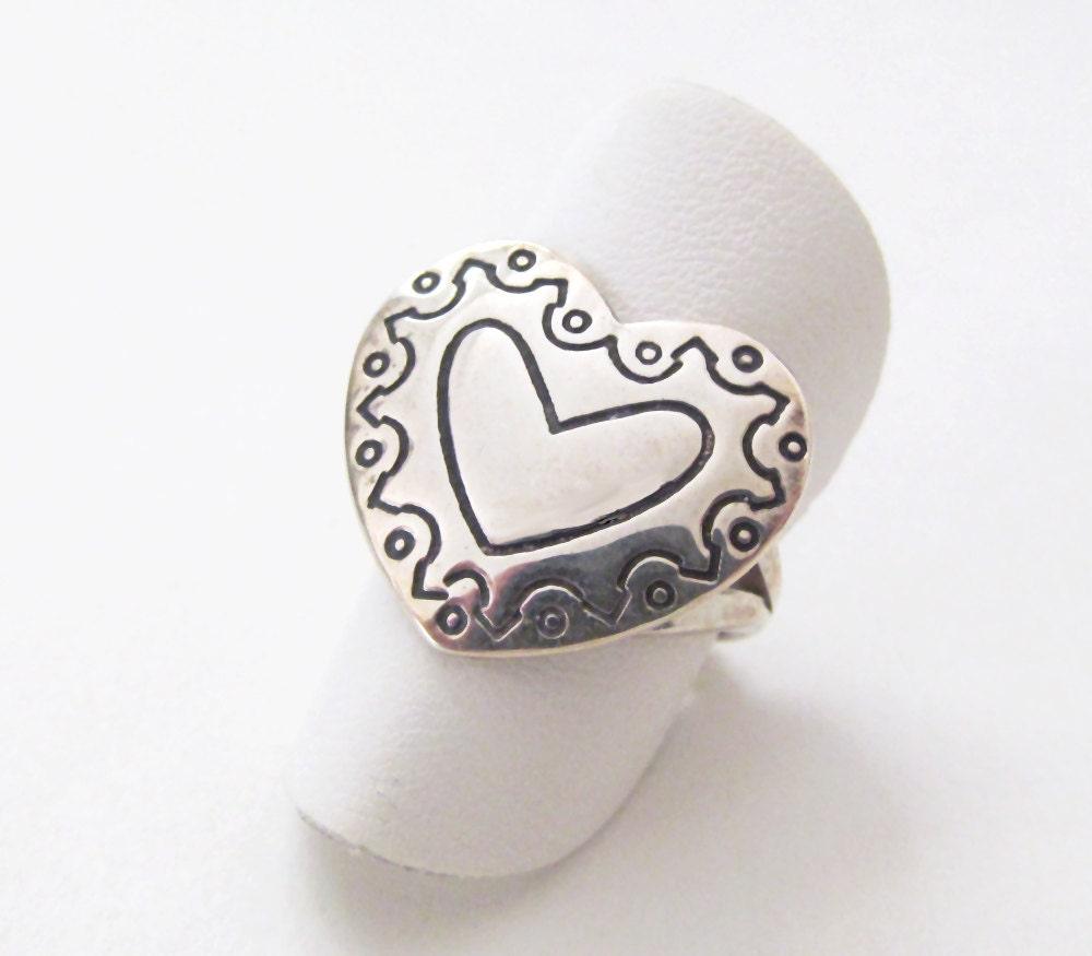 Sterling Silver Heart Shaped Ring - Romantic Jewelry Gifts for Wife / Mom / Girlfriend