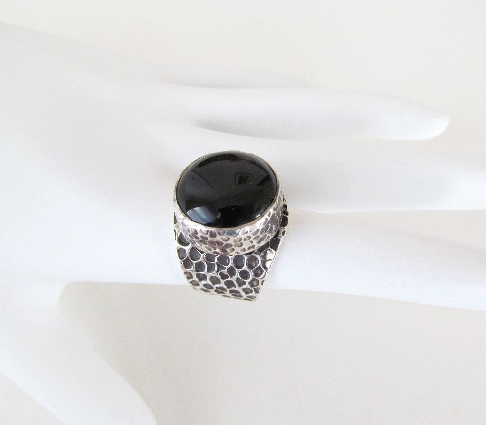 Hammered Thick Sterling Silver Band Ring with Black Onyx Gemstone