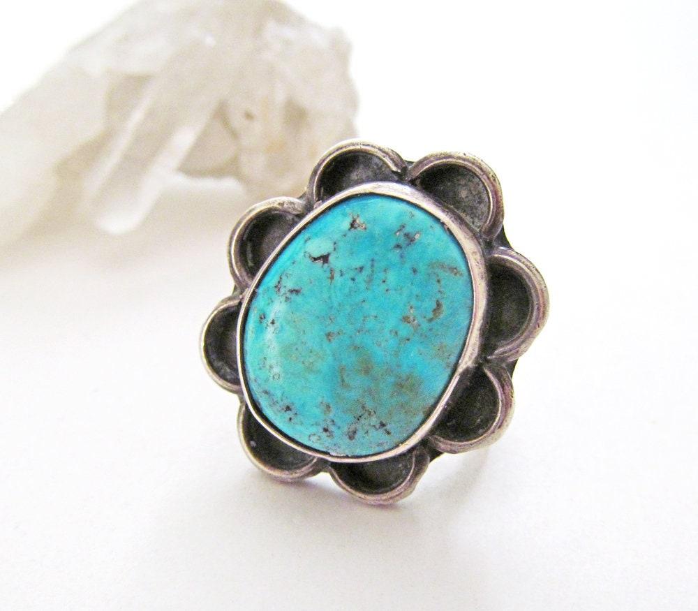 Vintage Southwestern Turquoise Sterling Silver Ring