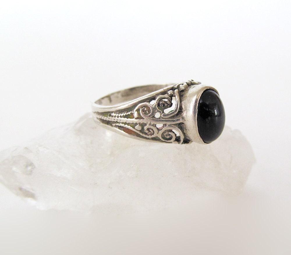 Dainty Sterling Silver Filigree Ring with Black Onyx Gemstone - Small Size Rings for Women