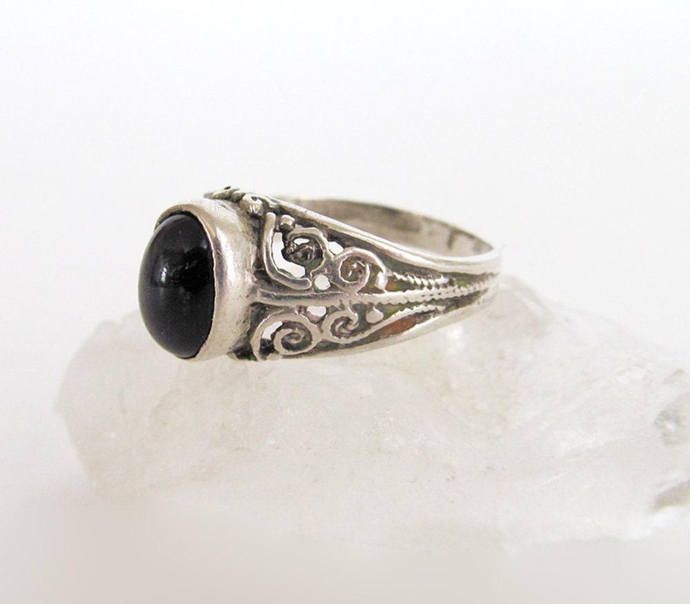 Dainty Sterling Silver Filigree Ring with Black Onyx Gemstone - Small Size Rings for Women