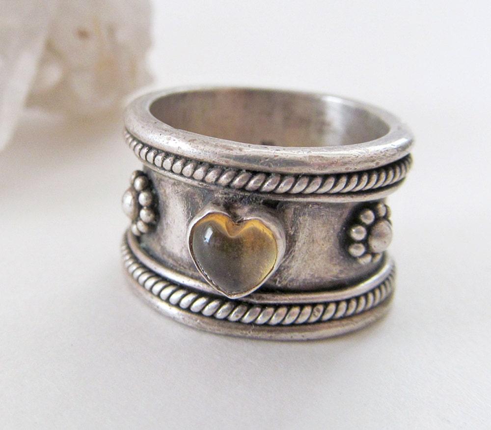 Sterling Silver Band Ring with Heart Shaped Smoky Quartz Gemstone - Unique Vintage Rings for Women 