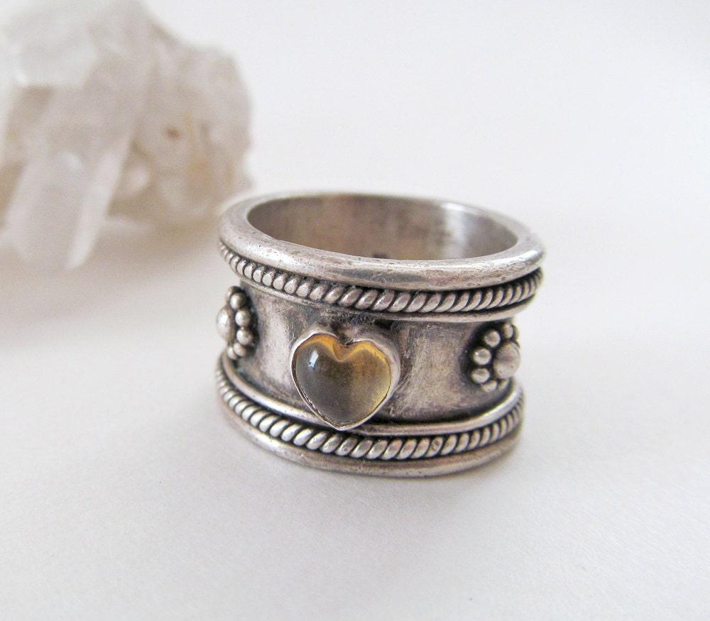 Sterling Silver Band Ring with Heart Shaped Smoky Quartz Gemstone - Unique Vintage Rings for Women 