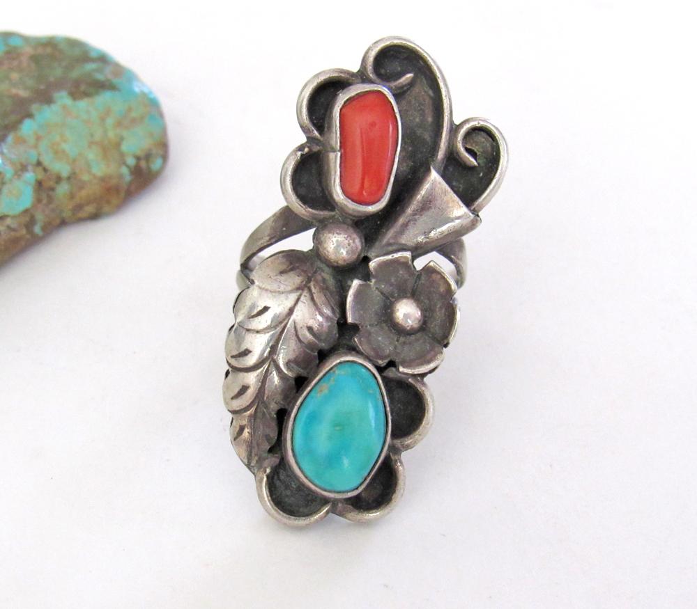 Big Bold Turquoise Sterling Silver Ring with Red Coral - Size 7-3/4" - Vintage Southwestern Jewelry