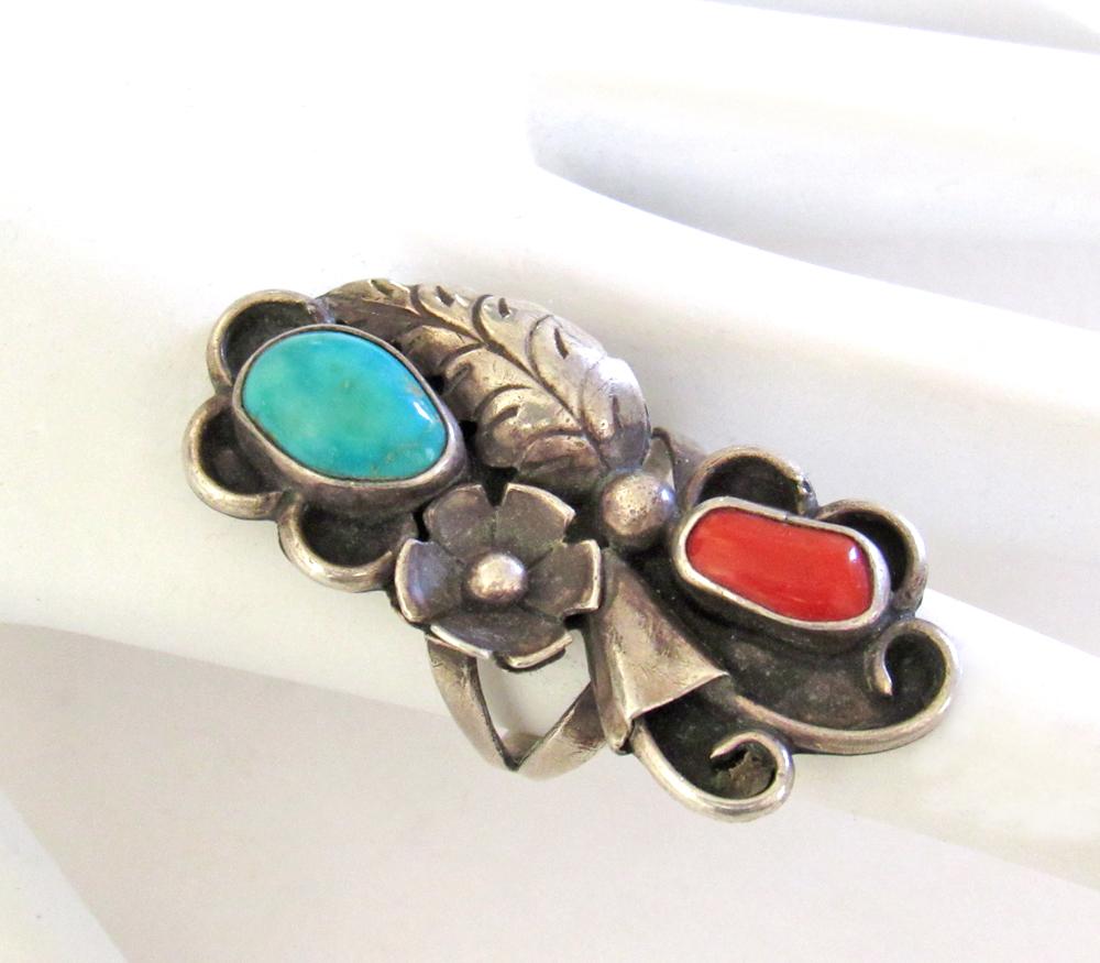 Big Bold Turquoise Sterling Silver Ring with Red Coral - Size 7-3/4" - Vintage Southwestern Jewelry