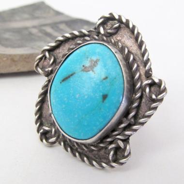 Big Bold Turquoise & Sterling Silver Statement Ring - Vintage Southwestern Jewelry