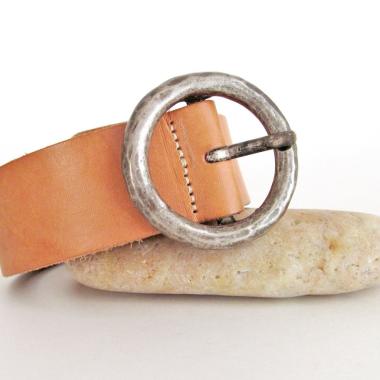 Vintage Tan Leather Belt with Hammered Silver Tone Metal Buckle - Women's Waist Belt - Vintage Fashion