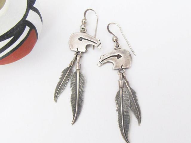 Sterling Silver Zuni Bear Earrings with Dangling Feathers - Vintage Southwestern Fetish Jewelry