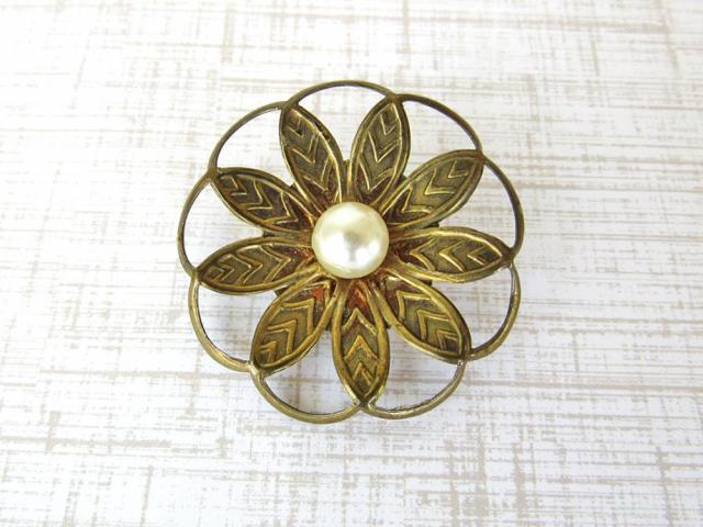 Vintage Brass Flower Scarf Pin Brooch with White Pearl - Vintage Floral Botanical Nature Jewelry